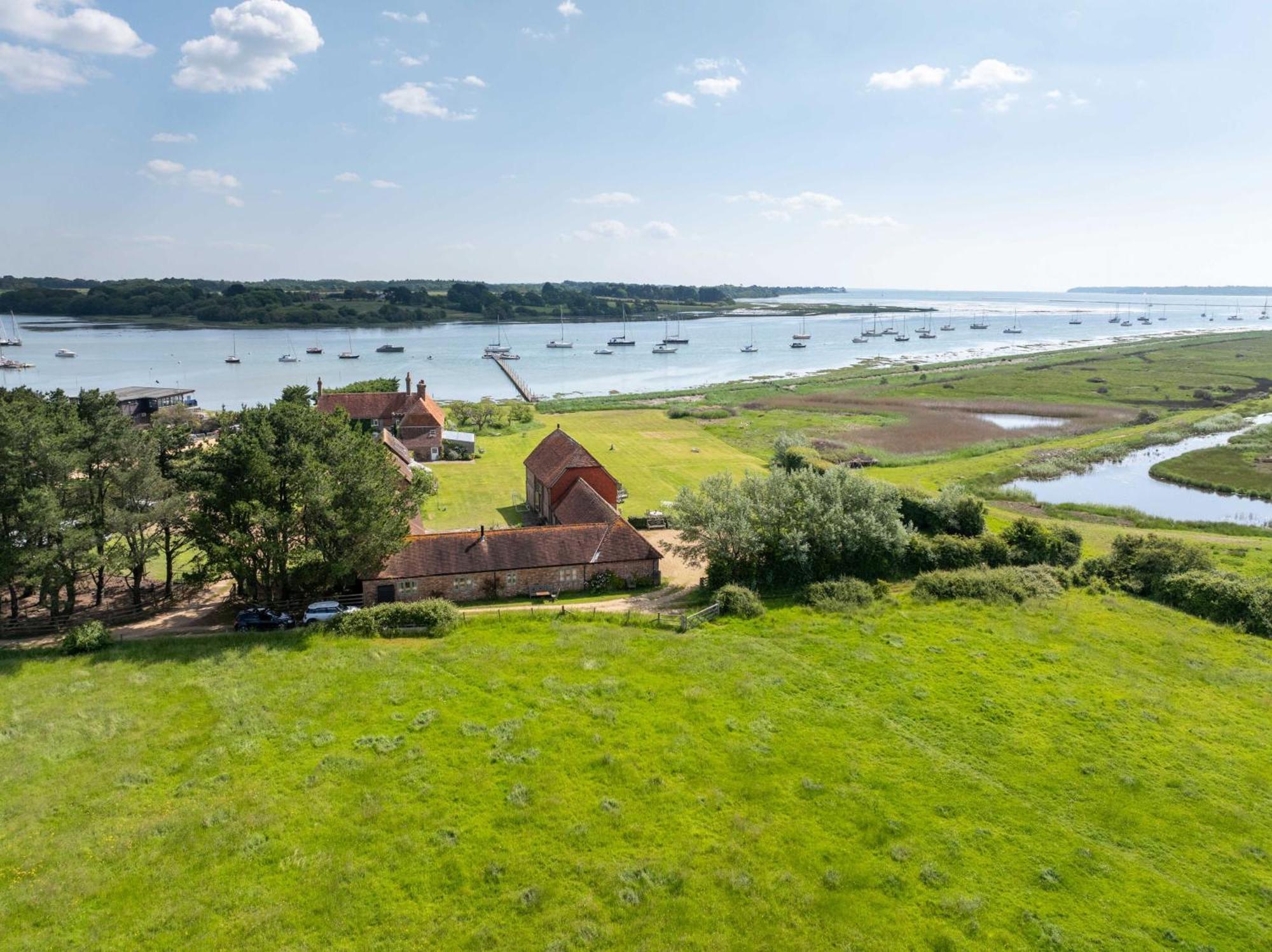 Gins Barn Villa Southampton Exteriör bild